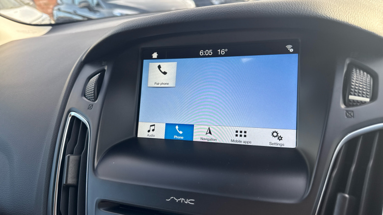 Ford Focus 1.0 EcoBoost 125 Titanium 5dr Petrol Hatchback